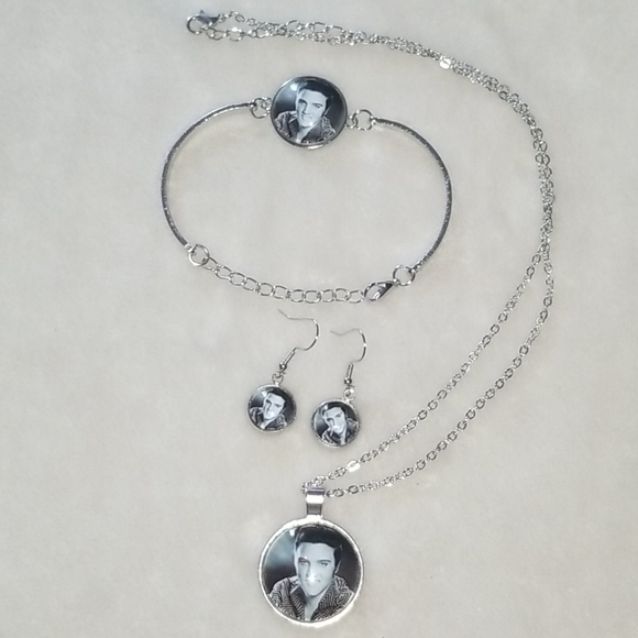 Elvis Presley 4 piece jewelry set - Picture 4 of 7